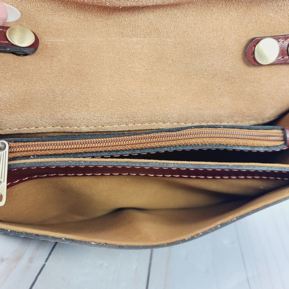 Patricia Nash Torri Kent Countryside Navy Crossbody - Picture 8 of 10